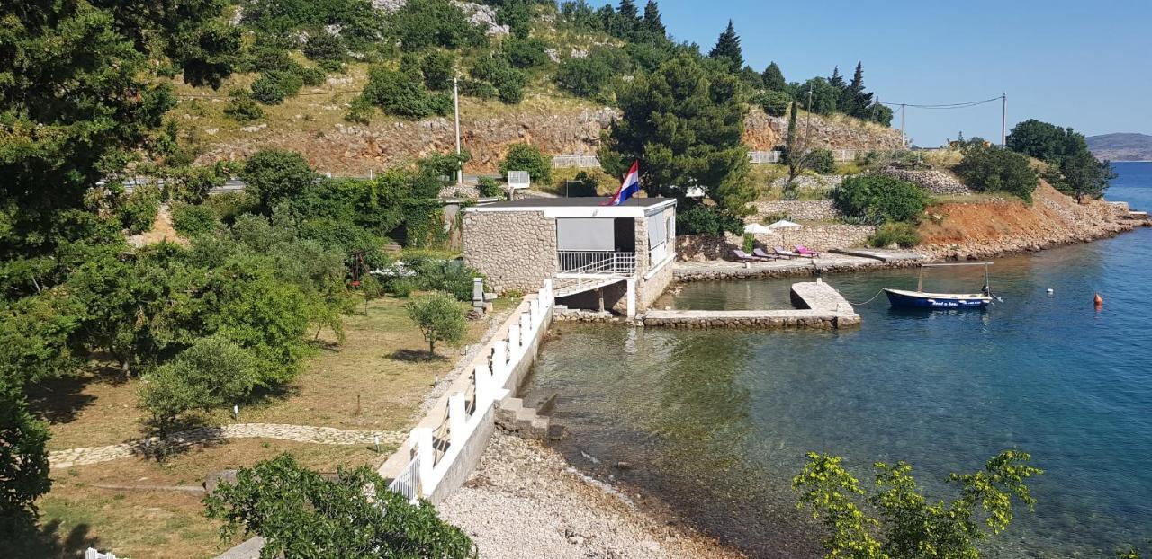 Willa Kuca Za Odmor Jelena Starigrad Paklenica Zewnętrze zdjęcie